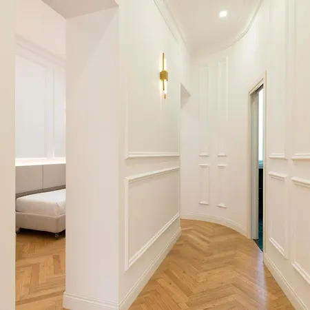 Sjr Luxury Trevi Fountain Apartment