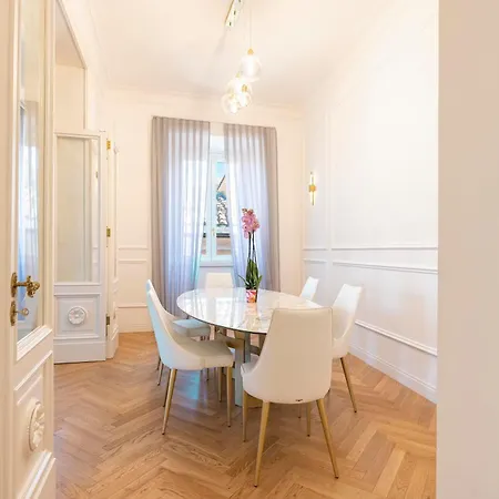 Apartment Sjr Luxury Trevi Fountain