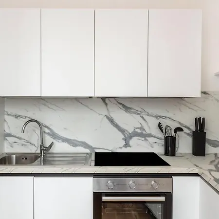 Sjr Luxury Trevi Fountain Apartment