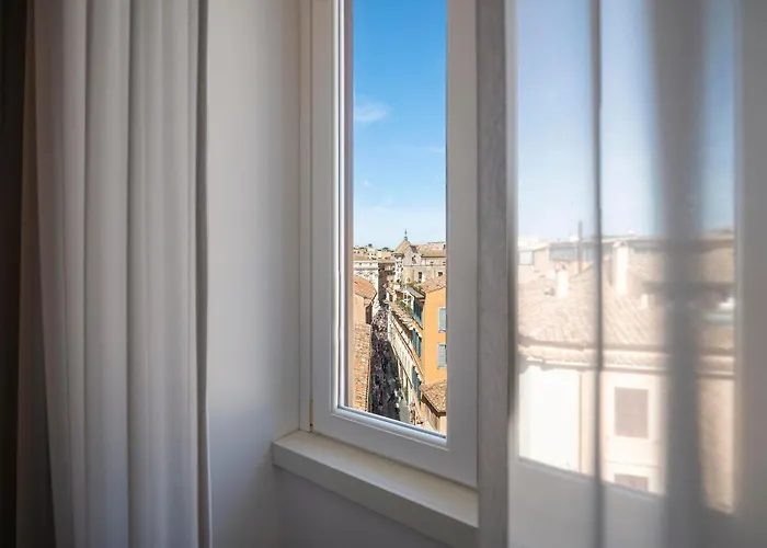 Sjr Luxury Trevi Fountain Lejlighed