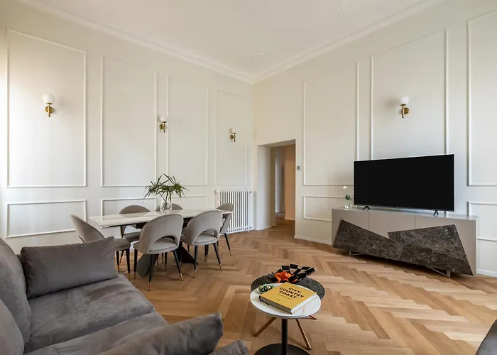 Sjr Luxury Trevi Fountain Lejlighed